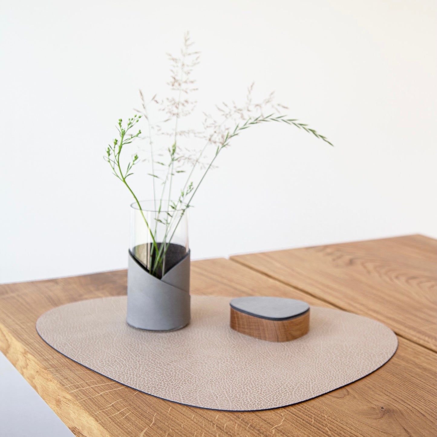 Table Mat Curve L