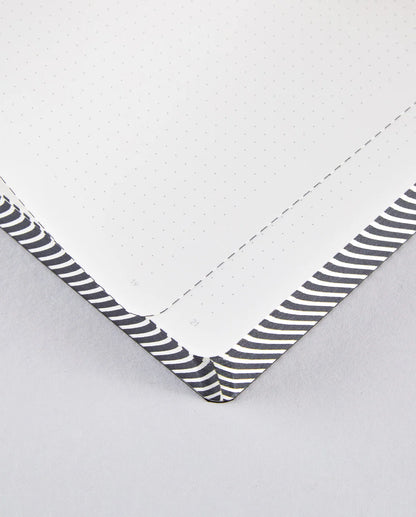 Nuuna Notizbuch Graphic L