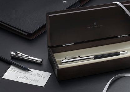Perfekter Bleistift, platiniert, Schwarz